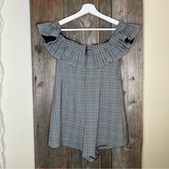 Urban Outfitters Glenn Plaid Off The Shoulder Romper Size 6 - Picture 5 of 13